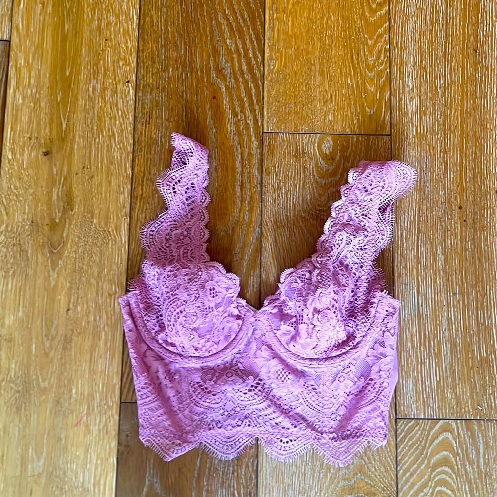 Victoria’s Secret corset size 32 c pink